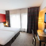 Mercure Centre Hotell 4*