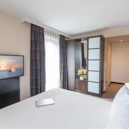 מלון Mercure Centre
