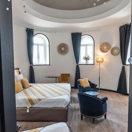 Mercure Centre 4* לה מאנש