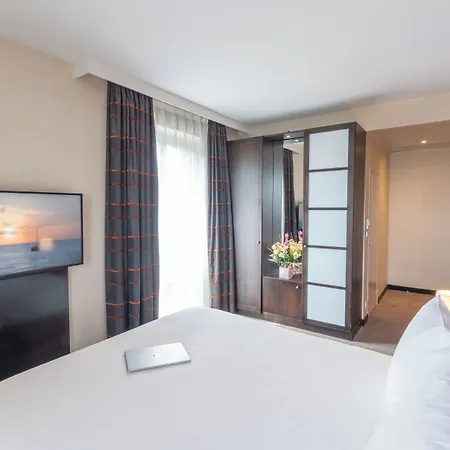 מלון Mercure Centre לה מאנש