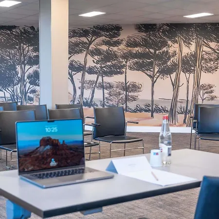 Hotel Mercure Centre 4*