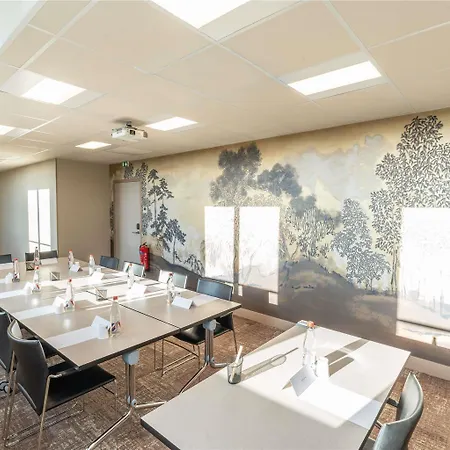 Mercure Centre 4*