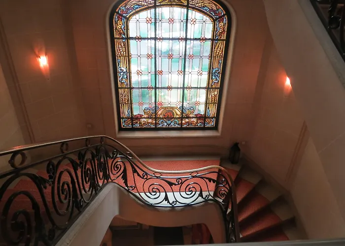 Mercure Centre Hotel 4*