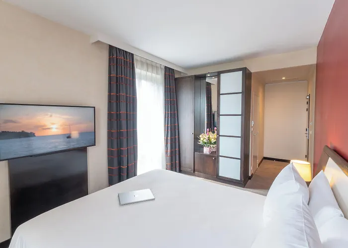 فندق Mercure Centre لو مان