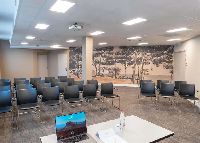 فندق Mercure Centre 4*